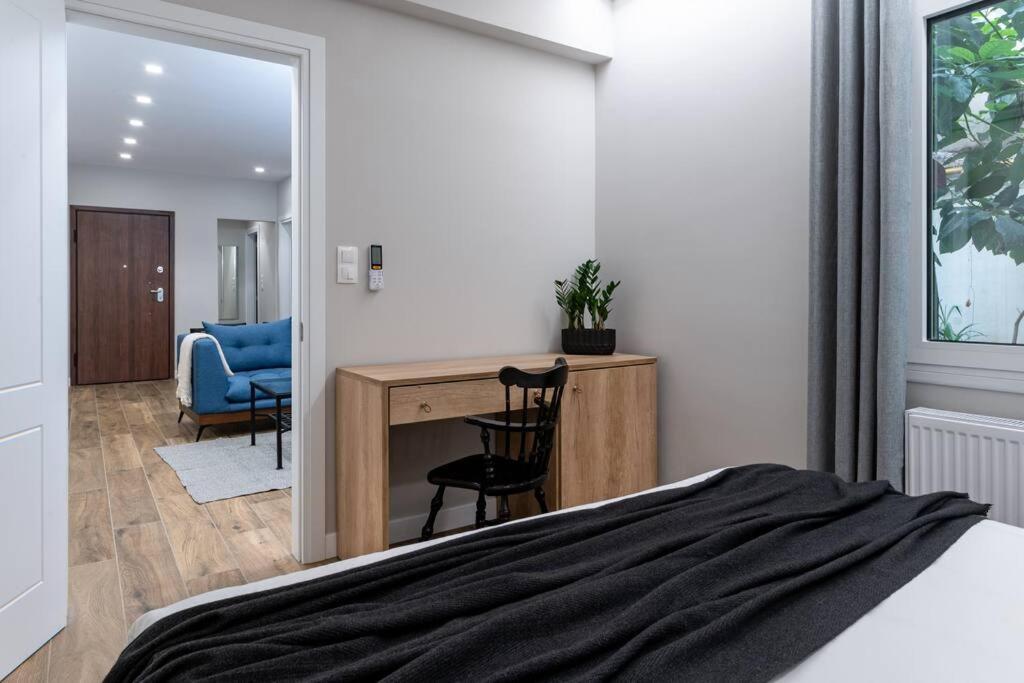 アテネStylish Abode Under Acropolis W/ Sunny Courtyard!アパートメント エクステリア 写真